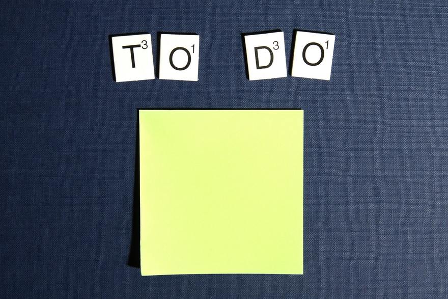 Empty long-distance moving to-do list