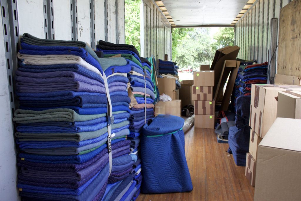 Blankets for long-distance moving