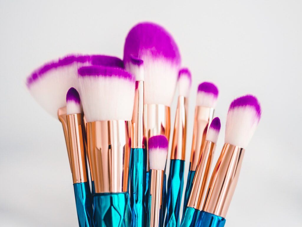 Makeup brushes